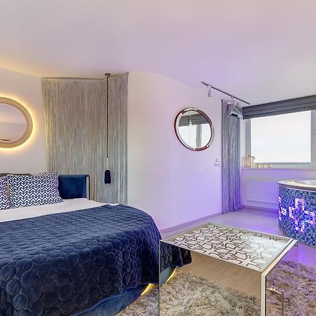 June Street Spa Apartments Wilna Exterior foto