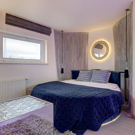 June Street Spa Apartments Wilna Exterior foto